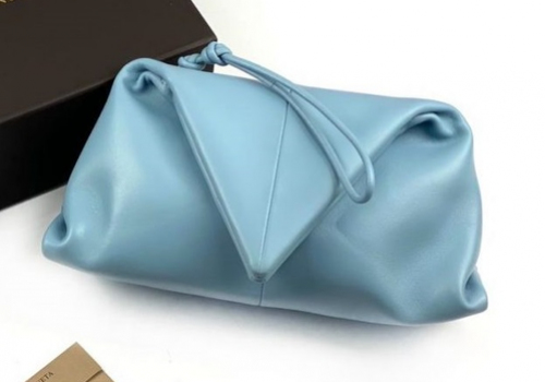 Женская сумка Bottega Veneta Trine голубая
