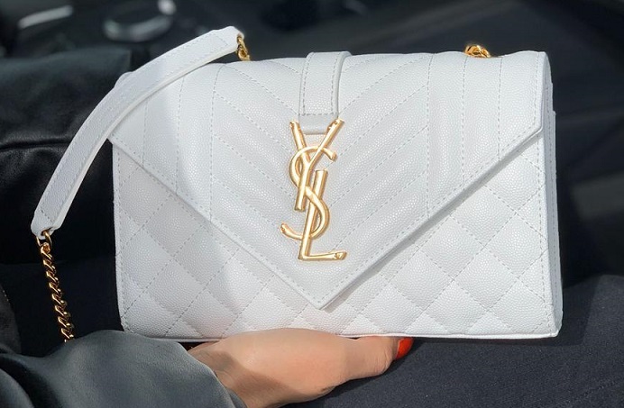 Женская кожаная сумка Yves Saint Laurent белая