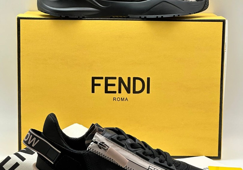 Женские кроссовки Fendi черные