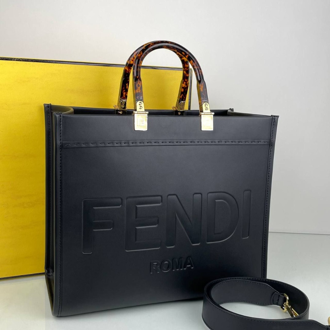 Женская сумка Fendi Sunshine черная
